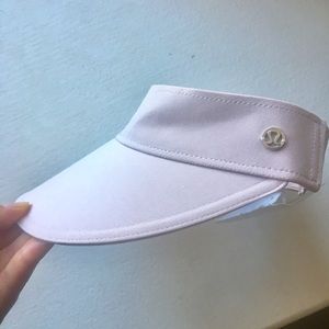 Lululemon Visor BRAND NEW